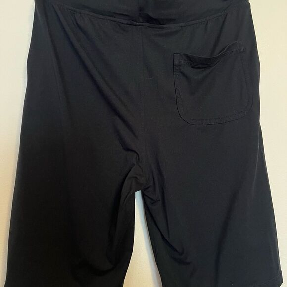 Runway Shorts - Picture 3 of 3